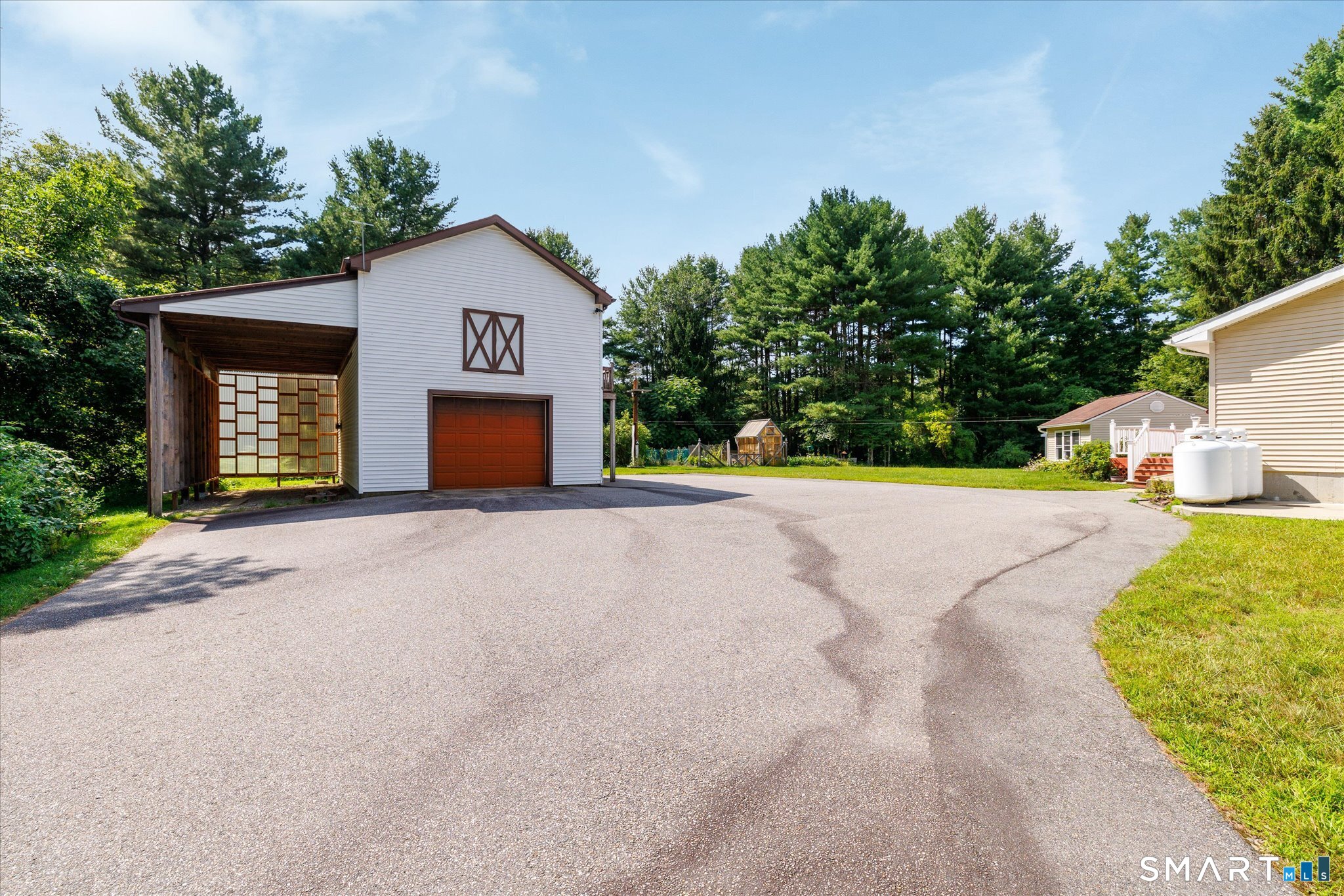 847 Cook Hill Road Killingly, CT 06241 - Photo 10 of 40 Gallery Image 10