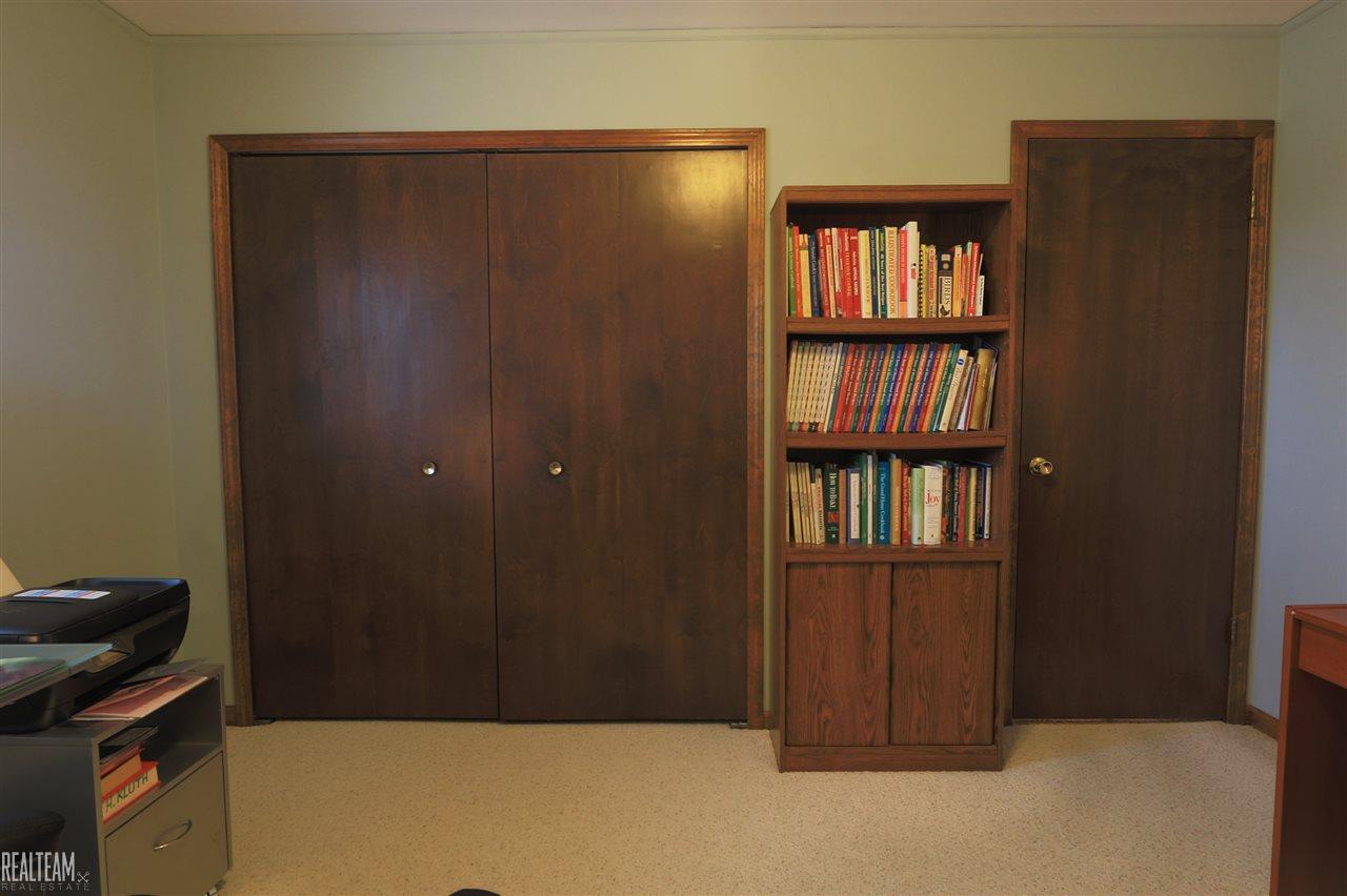 639 Lockport Road Rochester, MI 48307 - Photo 20 of 30