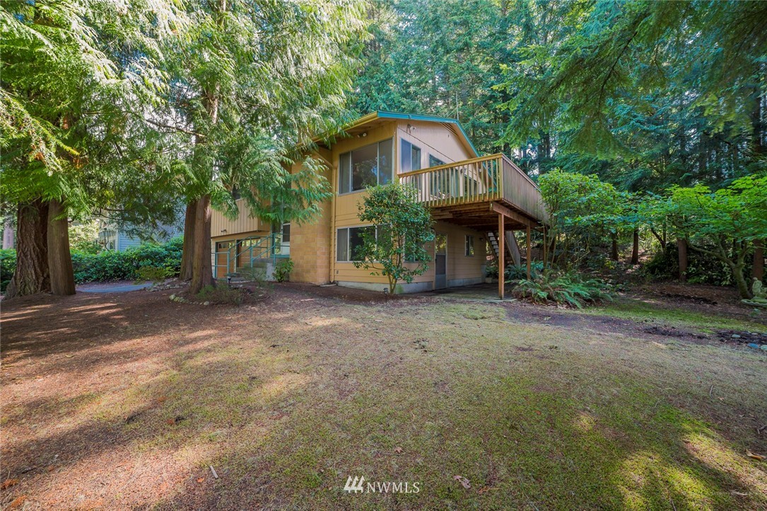 6130 Norma Beach Road Edmonds, WA 98026 - Photo 1 of 22 Gallery Image 1