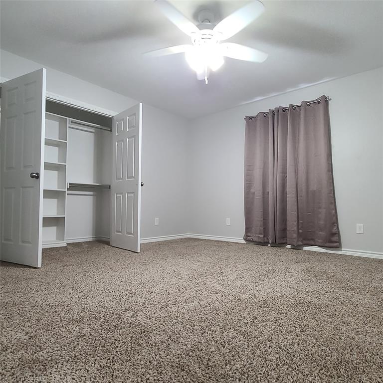 406 Epps Road Palmer, TX 75152 - Photo 20 of 36 a view of an empty room with a cabinet