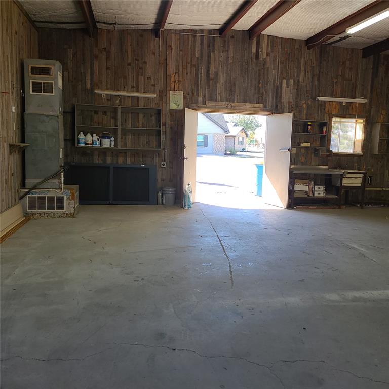 406 Epps Road Palmer, TX 75152 - Photo 30 of 36 a view of a storage & utility room