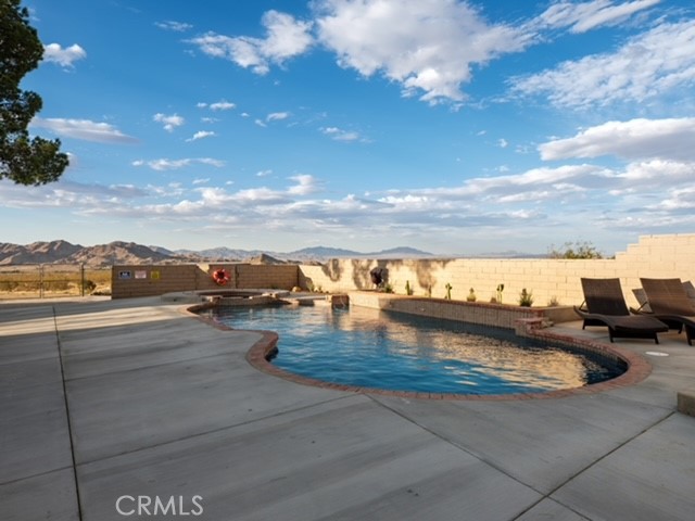 30280 Santa Rosa Road Lucerne Valley, CA 92356 - Photo 10 of 66 Pool area
