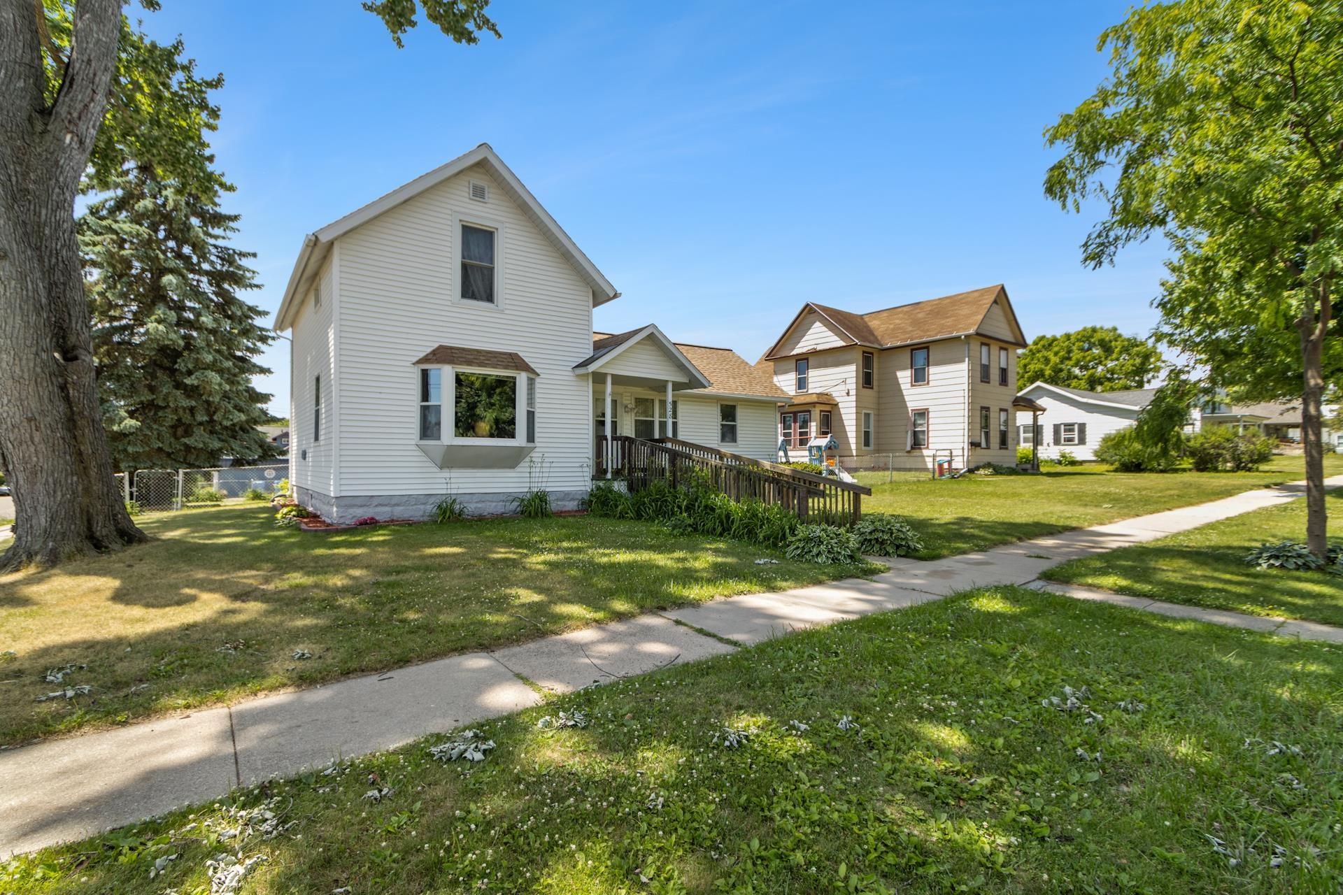 528 4th Street Baraboo, WI 53913 - Photo 26 of 29