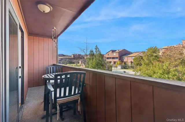 $789,000 | 56 Stonegate Drive | Grasmere