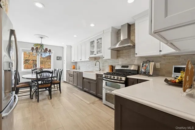 $789,000 | 56 Stonegate Drive | Grasmere