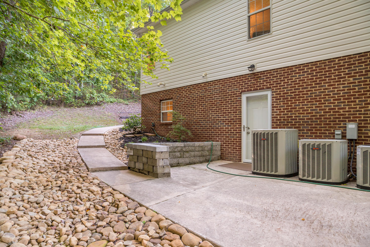4530 McDonald Road Apison, TN 37302 - Photo 47 of 50 Side View