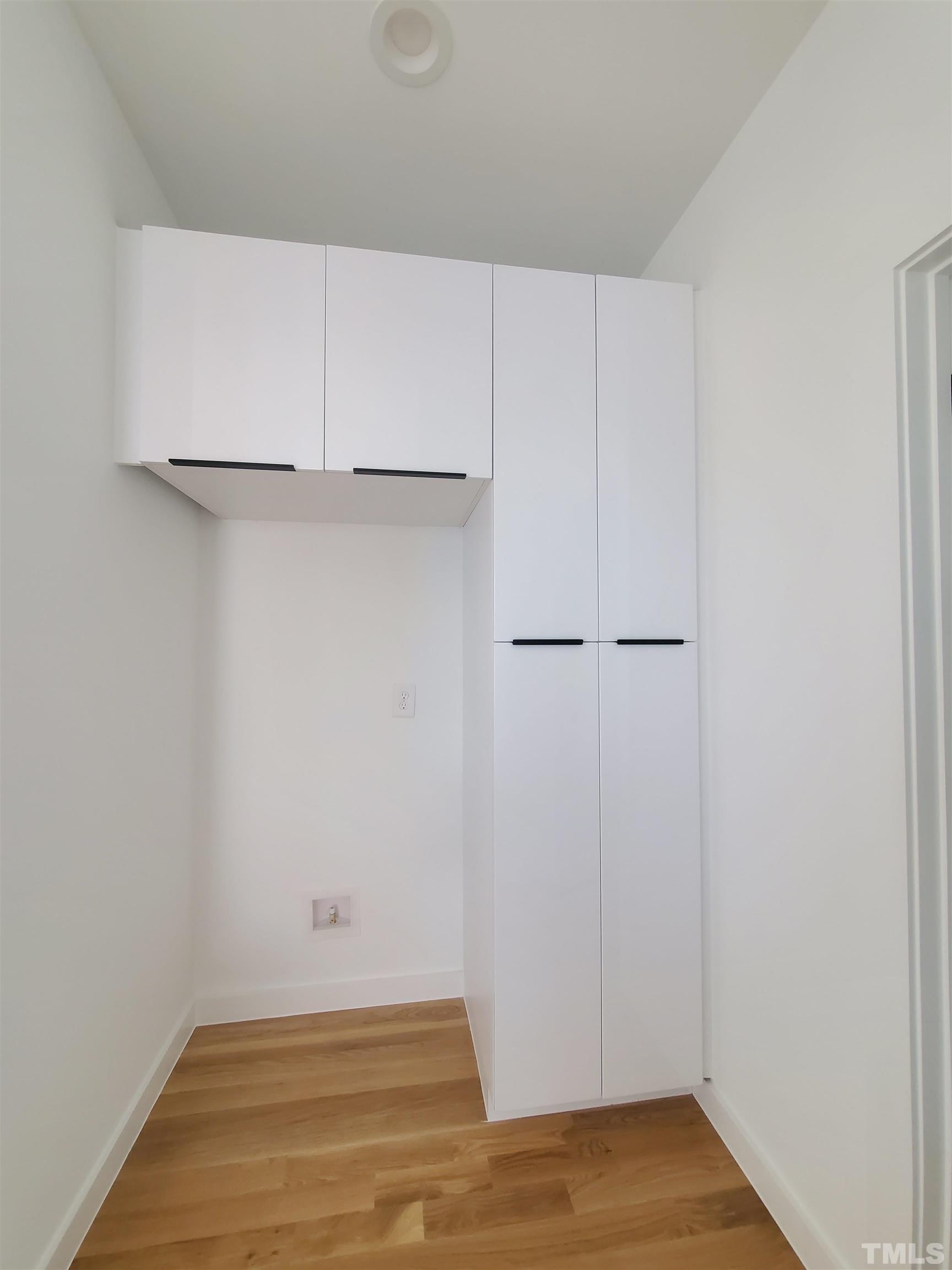 221 Bledsoe Avenue Raleigh, NC 27601 - Photo 7 of 28 a view of a room with an empty space