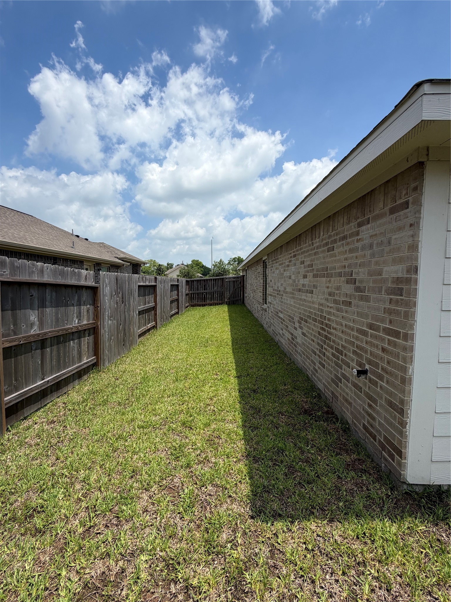 14514 Woodcott Warren Way Rosharon, TX 77583 - Photo 28 of 30