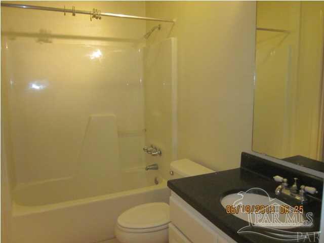 3428 Riverside Drive Pensacola, FL 32514 - Photo 6 of 11