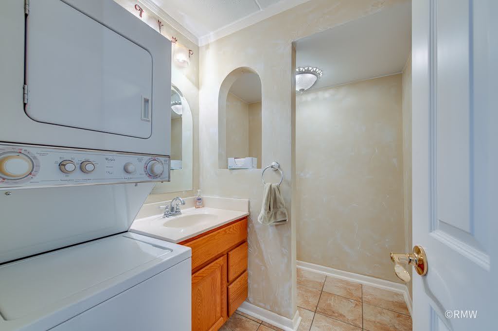 525 Timber Ridge Drive, Unit 306 Carol Stream, IL 60188 - Photo 7 of 26
