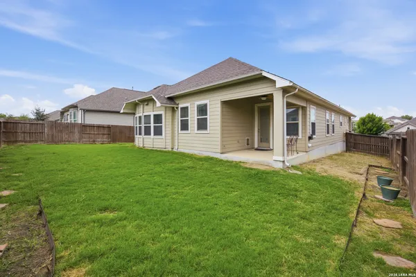 $2,200 | 6572 Mason Valley, Schertz, TX 78108