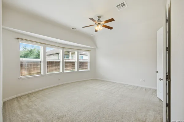 $2,200 | 6572 Mason Valley, Schertz, TX 78108