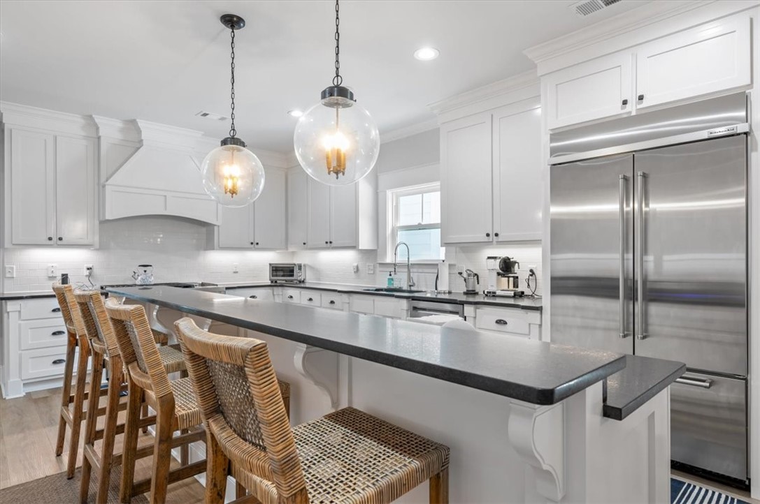 409 Kelsall Avenue St. Simons Island, GA 31522 - Photo 12 of 54