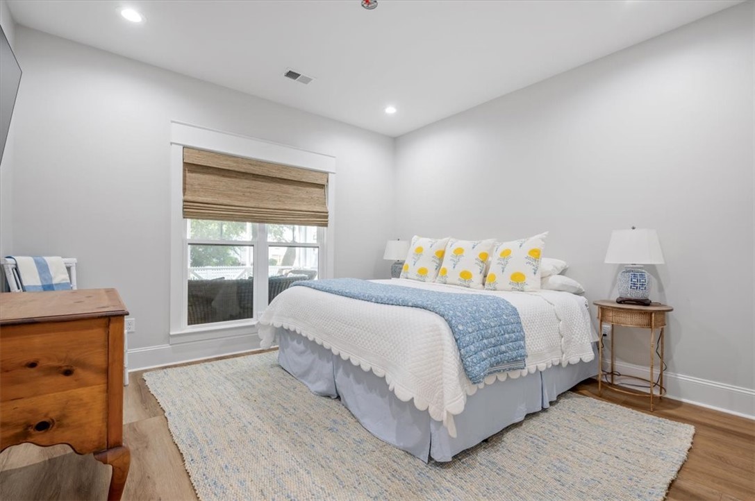 409 Kelsall Avenue St. Simons Island, GA 31522 - Photo 17 of 54 Bedroom on Main