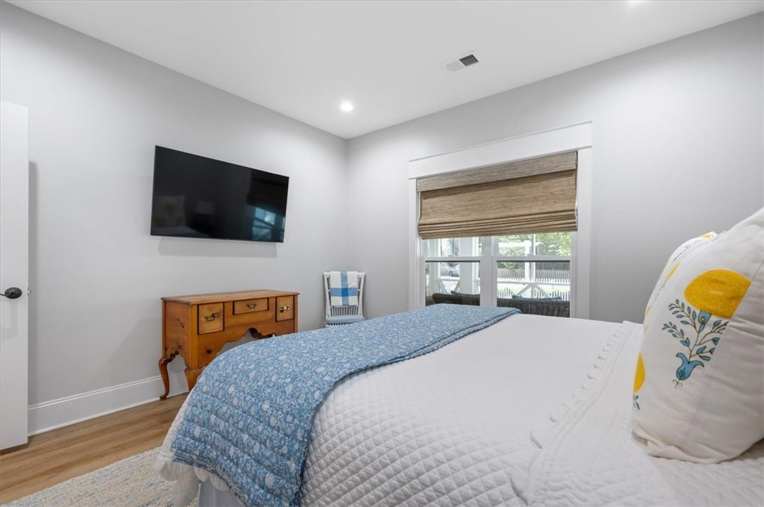 409 Kelsall Avenue St. Simons Island, GA 31522 - Photo 18 of 54 Bedroom on Main