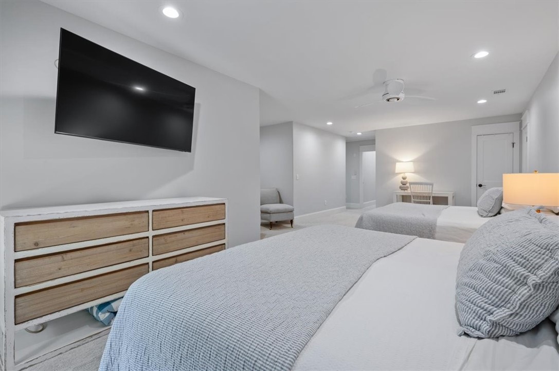 409 Kelsall Avenue St. Simons Island, GA 31522 - Photo 37 of 54 Upstairs BR 3