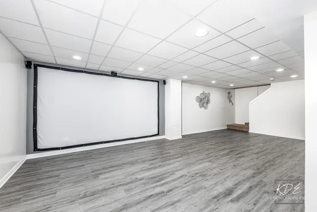 a view of empty room