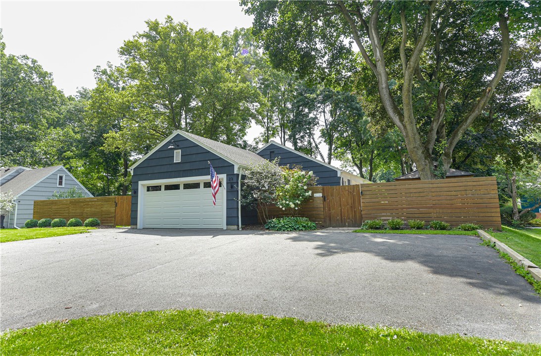 23 French Road Pittsford, NY 14618 - Photo 5 of 46