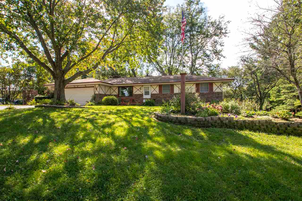 5809 Hillsbrough Road Rockford, IL 61109 - Photo 1 of 25 Gallery Image 1