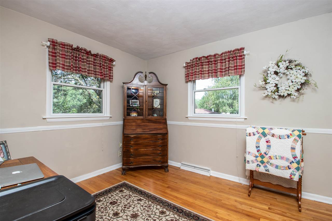 5809 Hillsbrough Road Rockford, IL 61109 - Photo 14 of 25 Gallery Image 14