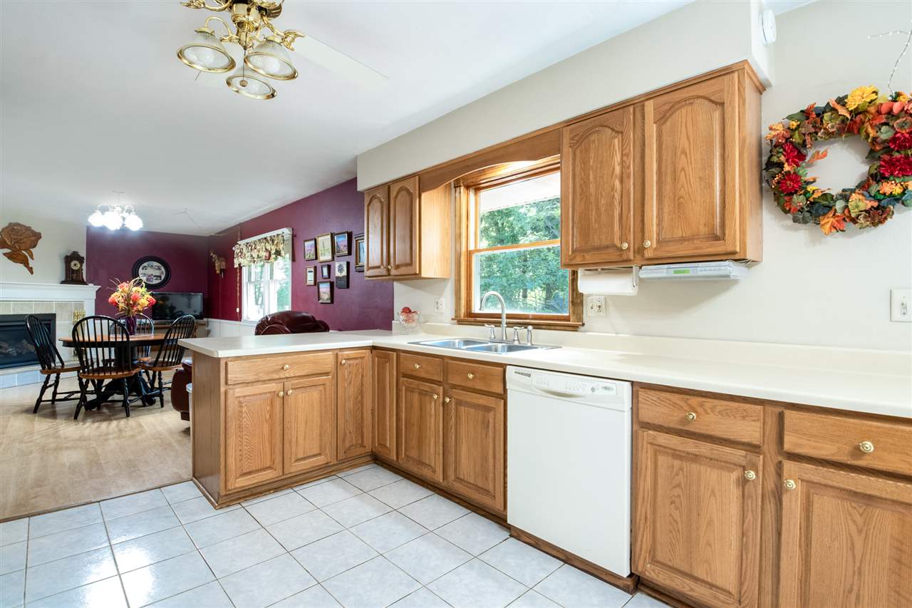 5809 Hillsbrough Road Rockford, IL 61109 - Photo 9 of 25 Gallery Image 9