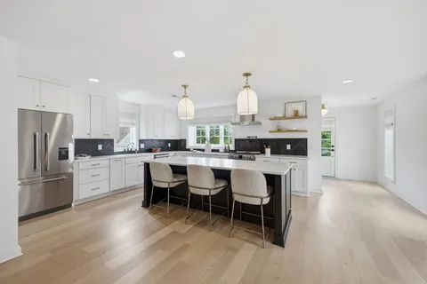 $1,325,000 | 2910 B Primrose Circle, Nashville, TN 37212