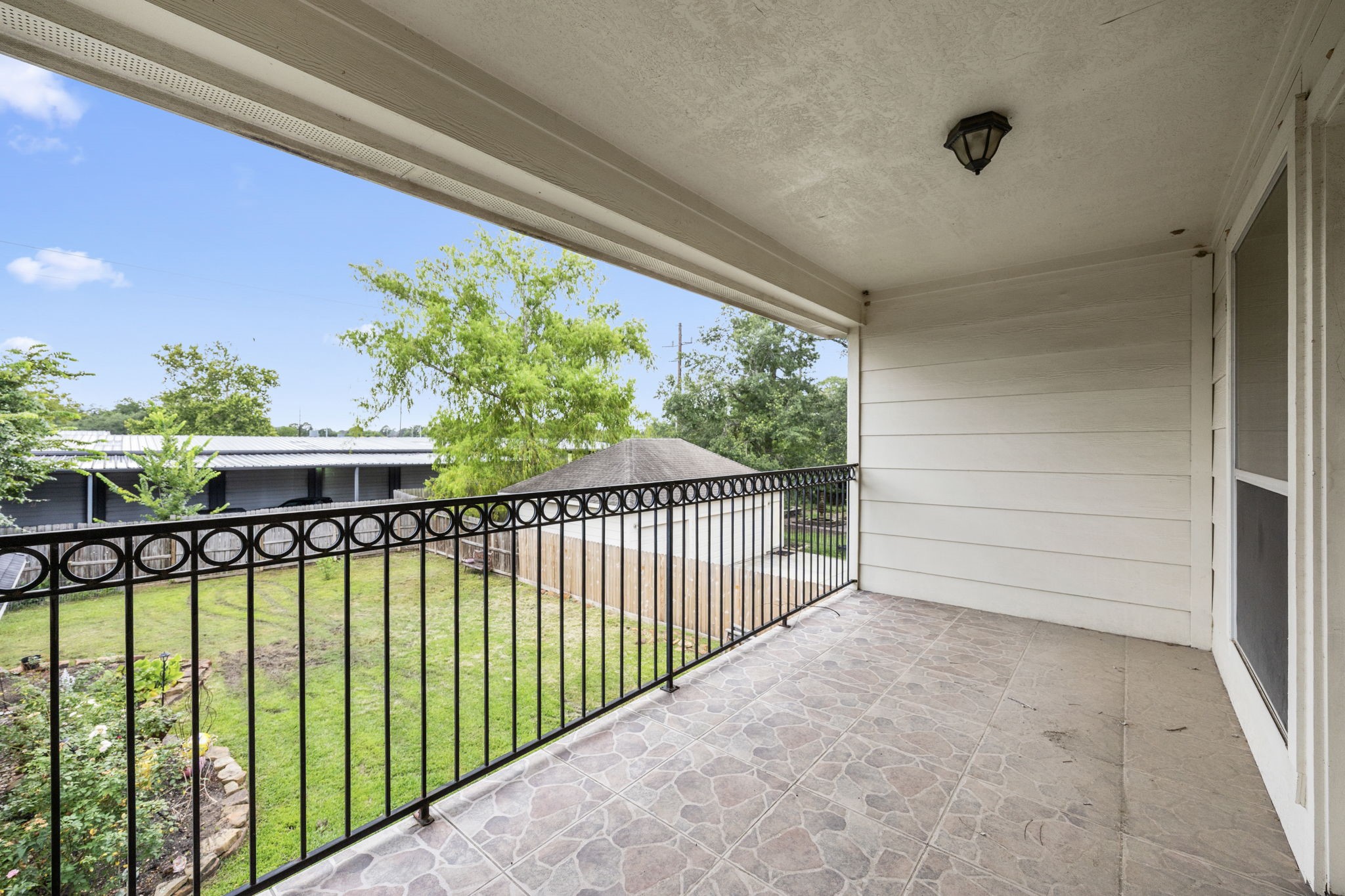18921 Mountain Spring Drive Spring, TX 77379 - Photo 33 of 40 a view of a balcony
