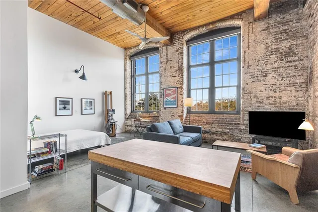 $295,000 | 170 Boulevard Southeast, Unit H301, Atlanta, GA 30312