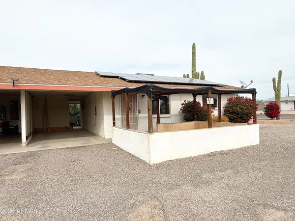 $1,250 | 512 North Valley Drive, Unit 1, Apache Junction, AZ 85120