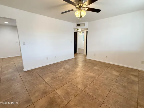 $1,250 | 512 North Valley Drive, Unit 1, Apache Junction, AZ 85120