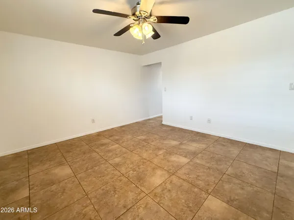 $1,250 | 512 North Valley Drive, Unit 1, Apache Junction, AZ 85120