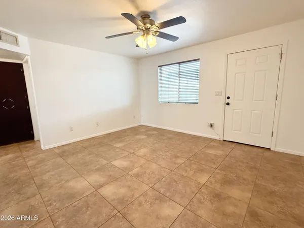 $1,250 | 512 North Valley Drive, Unit 1, Apache Junction, AZ 85120