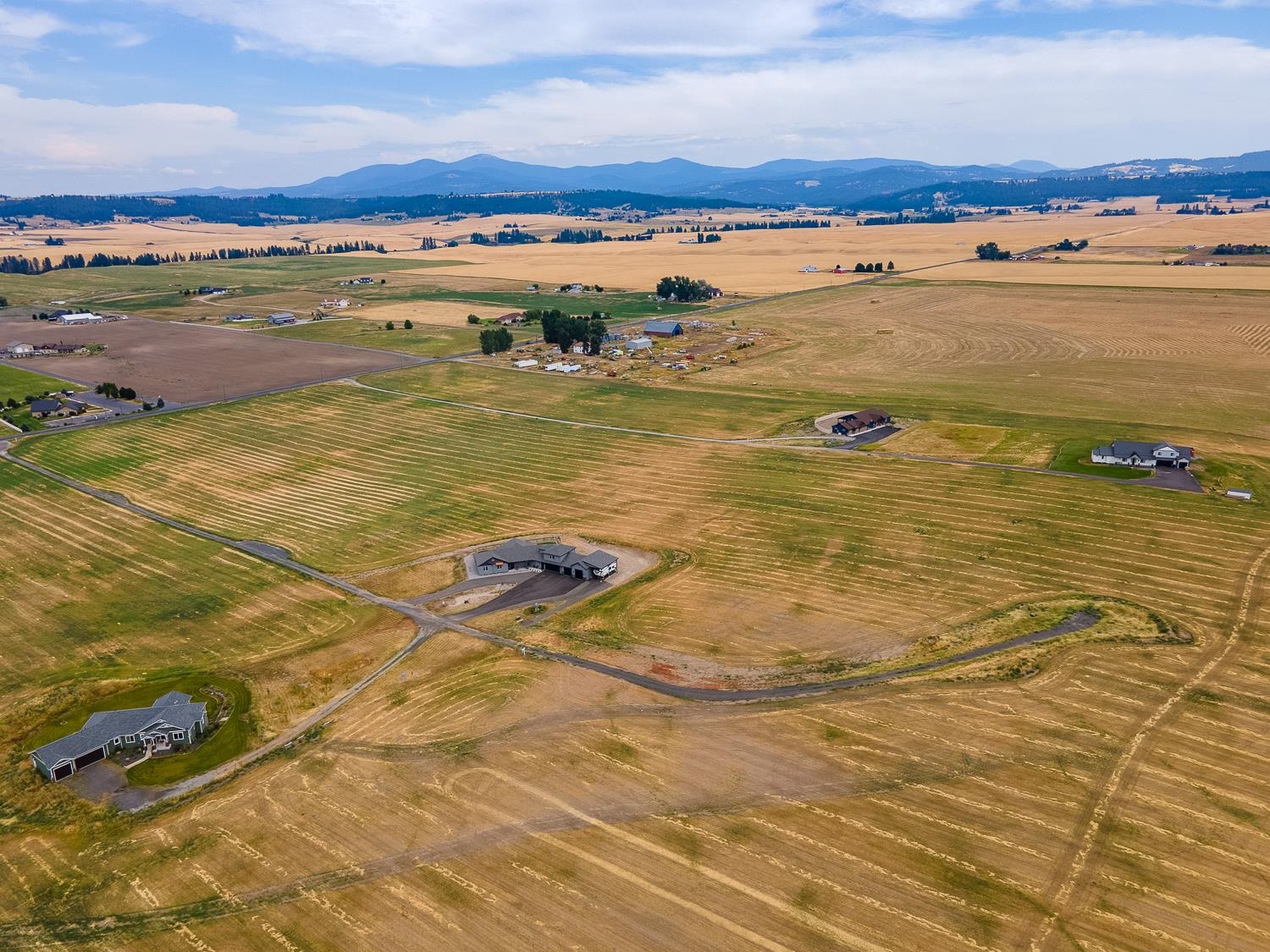 57-xx East Peone Road Mead, WA 99021 - Photo 5 of 18 Gallery Image 5