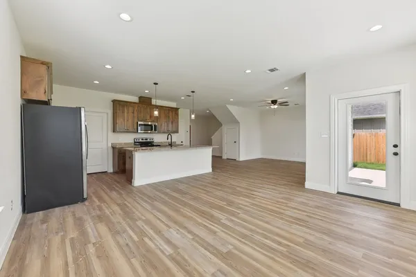 $324,990 | 113 Callie Street, Smithville, TX 78957