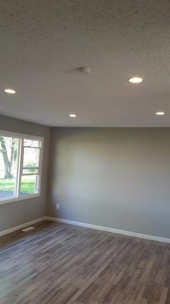 620-1 McCool Road Valparaiso, IN 46385 - Photo 7 of 10 346x616