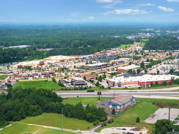 $450,000 | 77 Casey Jones Lane, Jackson, TN 38305