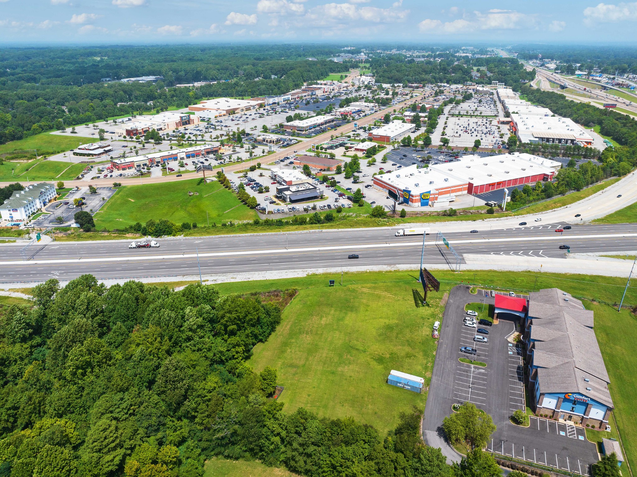 77 Casey Jones Lane Jackson, TN 38305 - Photo 9 of 13