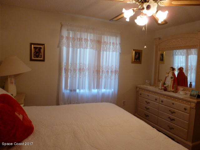 238 Gordon Road Northwest Palm Bay, FL 32907 - Photo 14 of 21 P1330468