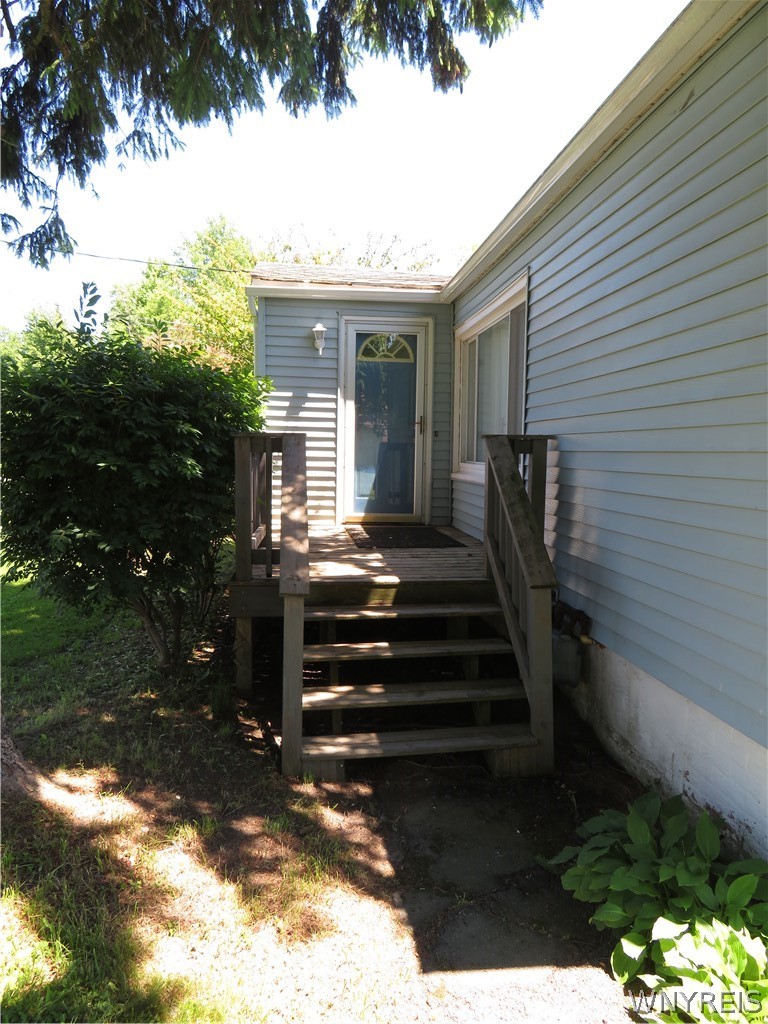 571 Tuscarora Road Evans, NY 14006 - Photo 4 of 41