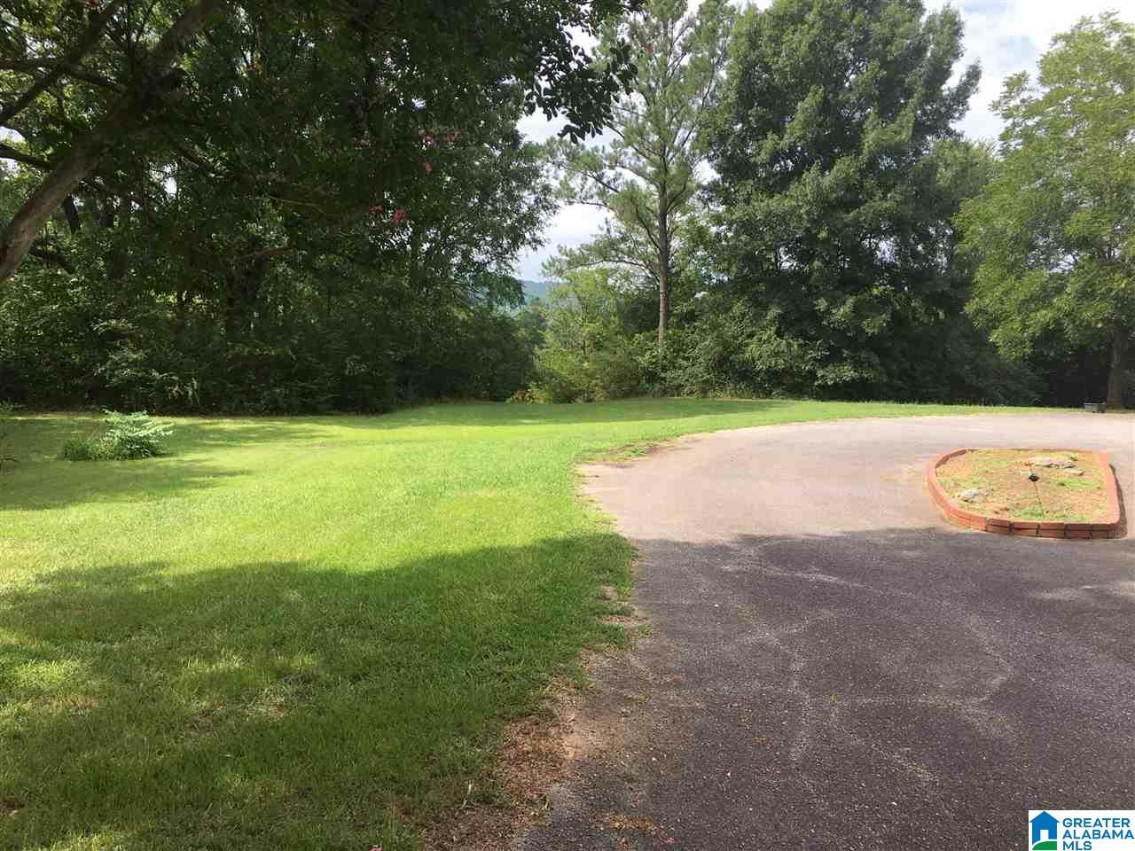 1835 Southeast White Gap Road Jacksonville, AL 36265 - Photo 10 of 20
