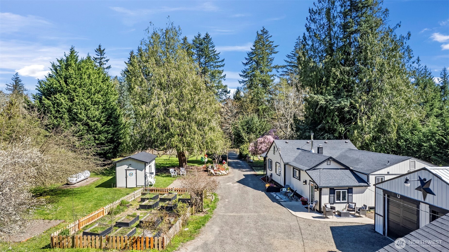 15115 Martinson Road Southeast Yelm, WA 98597 - Photo 9 of 39