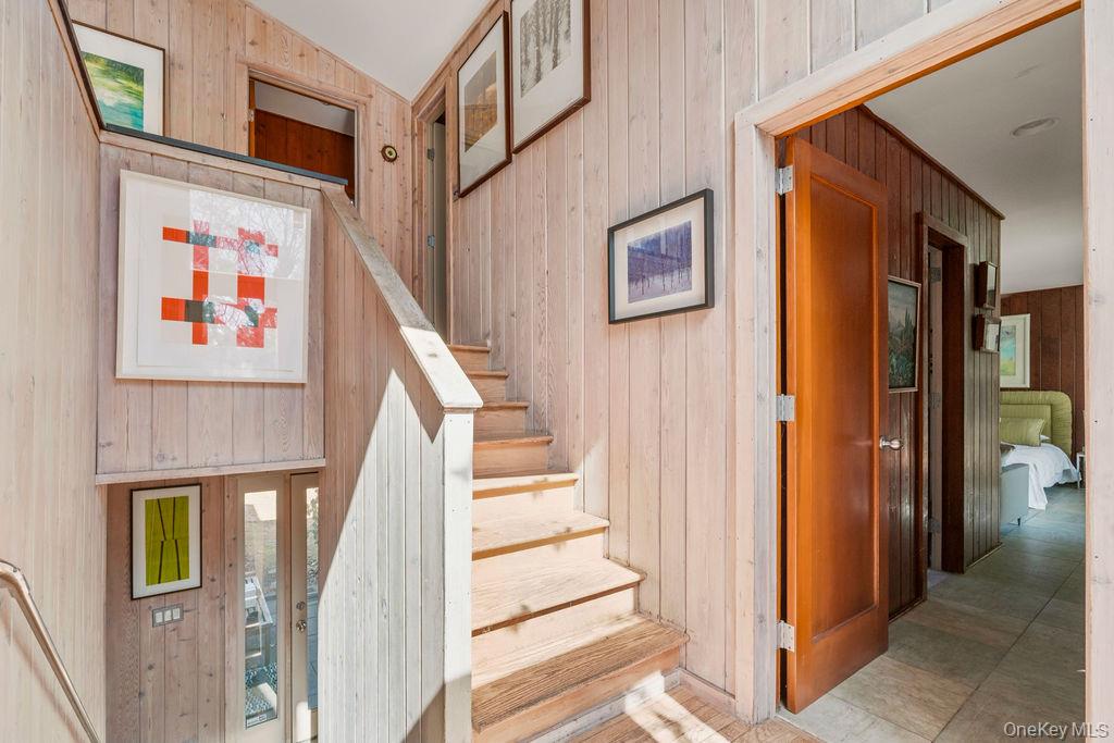 27 Atterbury Road Southampton, NY 11968 - Photo 12 of 29