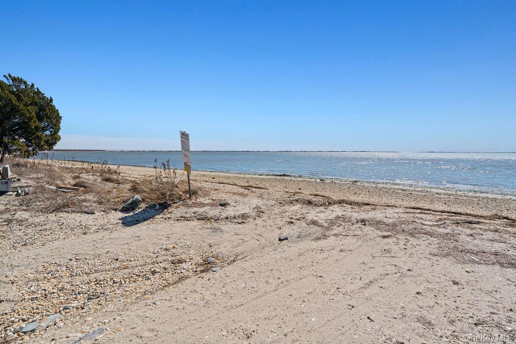 27 Atterbury Road Southampton, NY 11968 - Photo 29 of 29