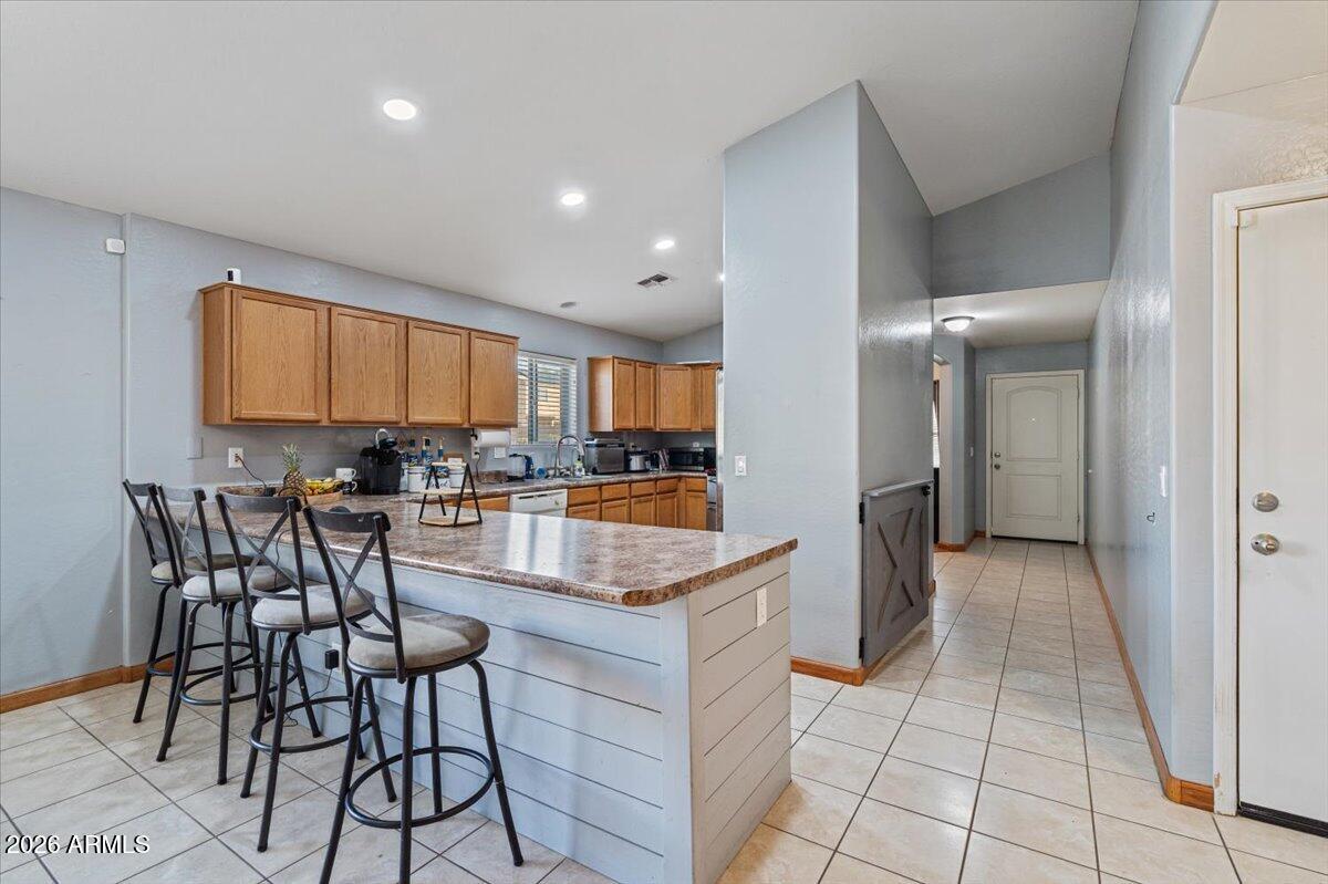 4888 South Rovey Parkway Buckeye, AZ 85326 - Photo 7 of 35 16-DSC03595