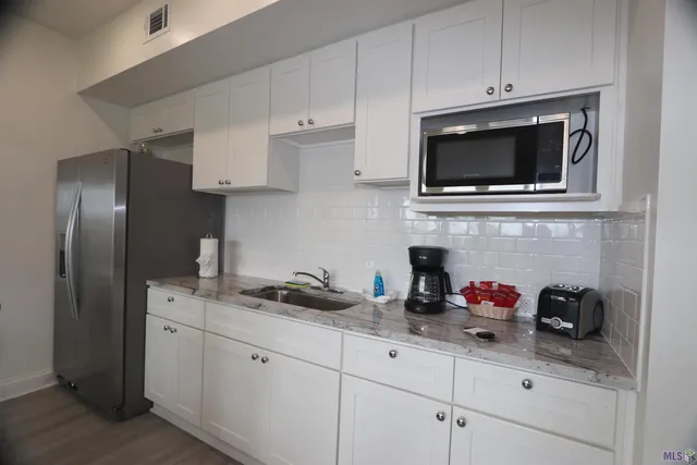 $255,000 | 120 Carmen Lane, Unit 28, Grand Isle, LA 70358