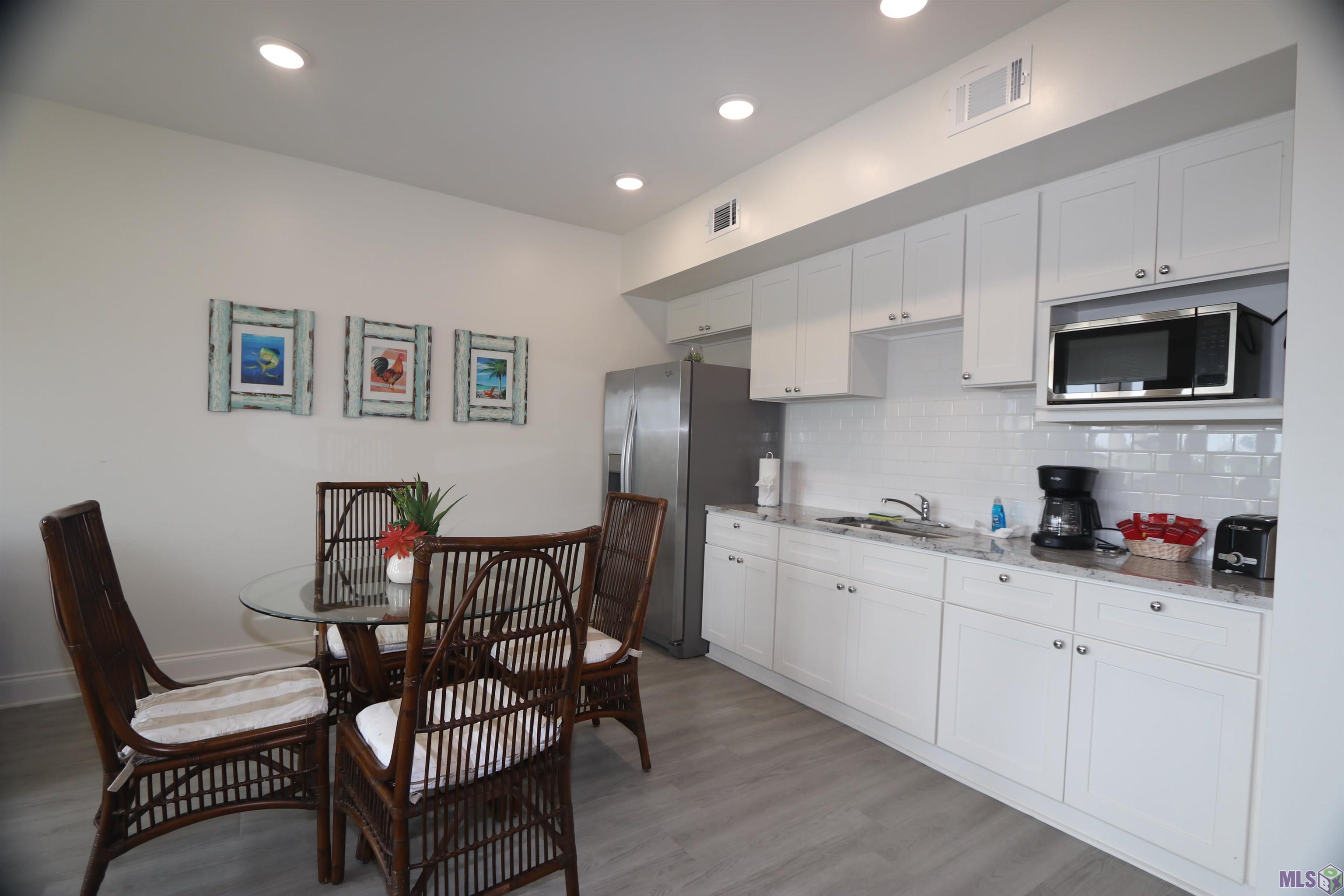 120 Carmen Lane, Unit 28 Grand Isle, LA 70358 - Photo 10 of 24