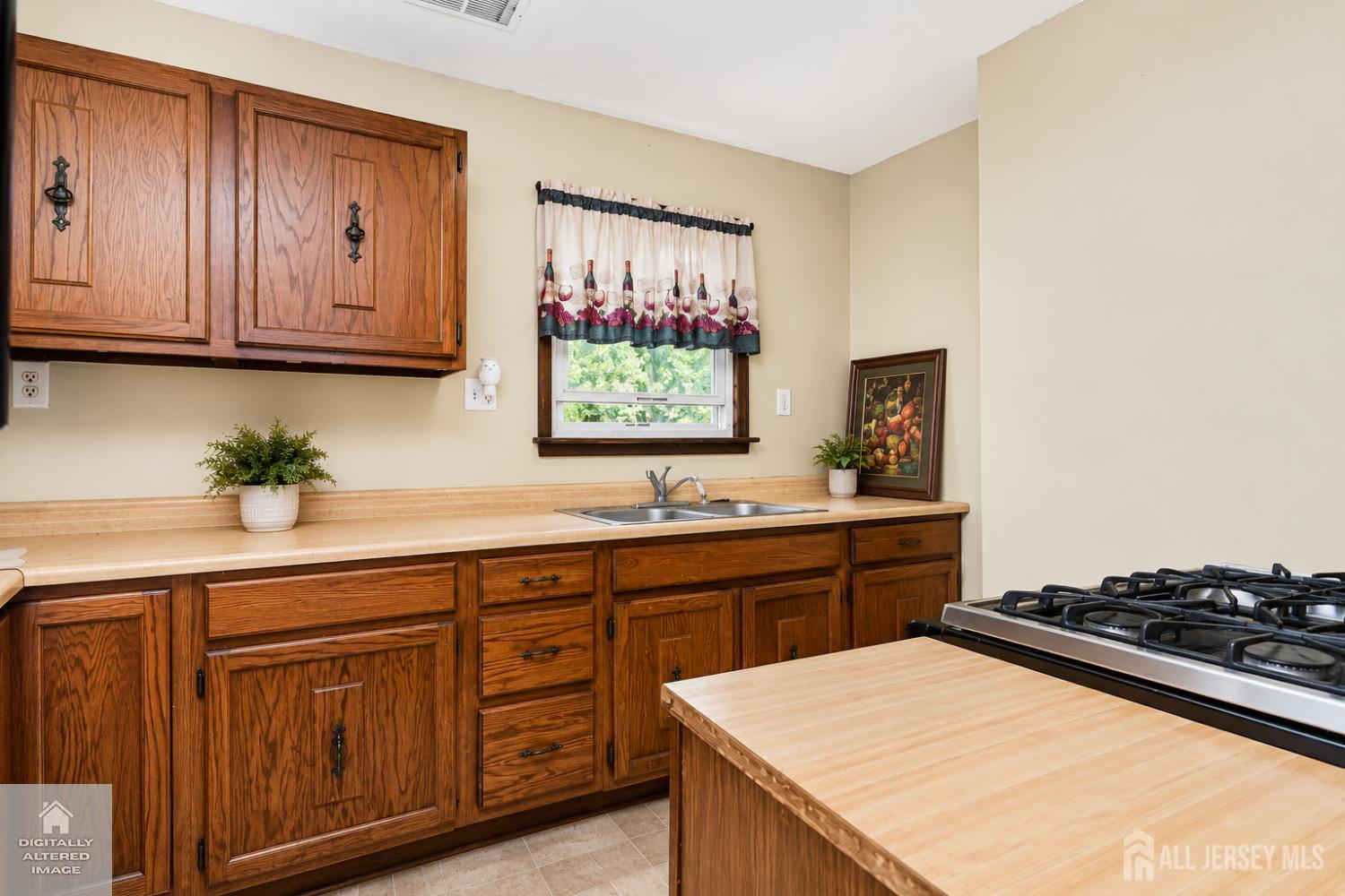 291 New Road Monmouth Junction, NJ 08852 - Photo 36 of 43