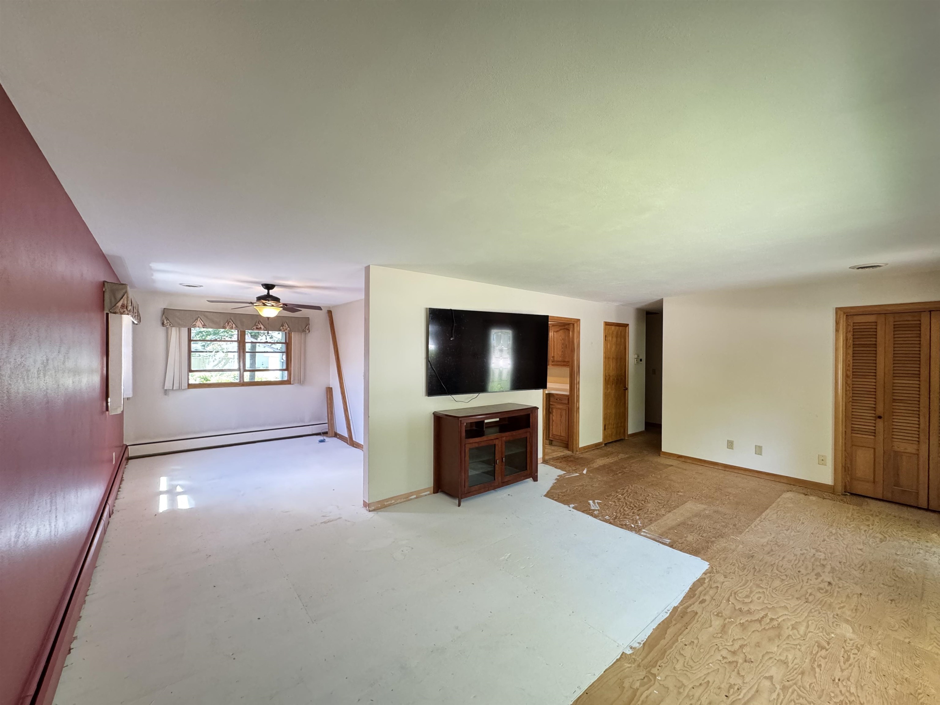 534 Demarest Avenue Waupaca, WI 54981 - Photo 5 of 21
