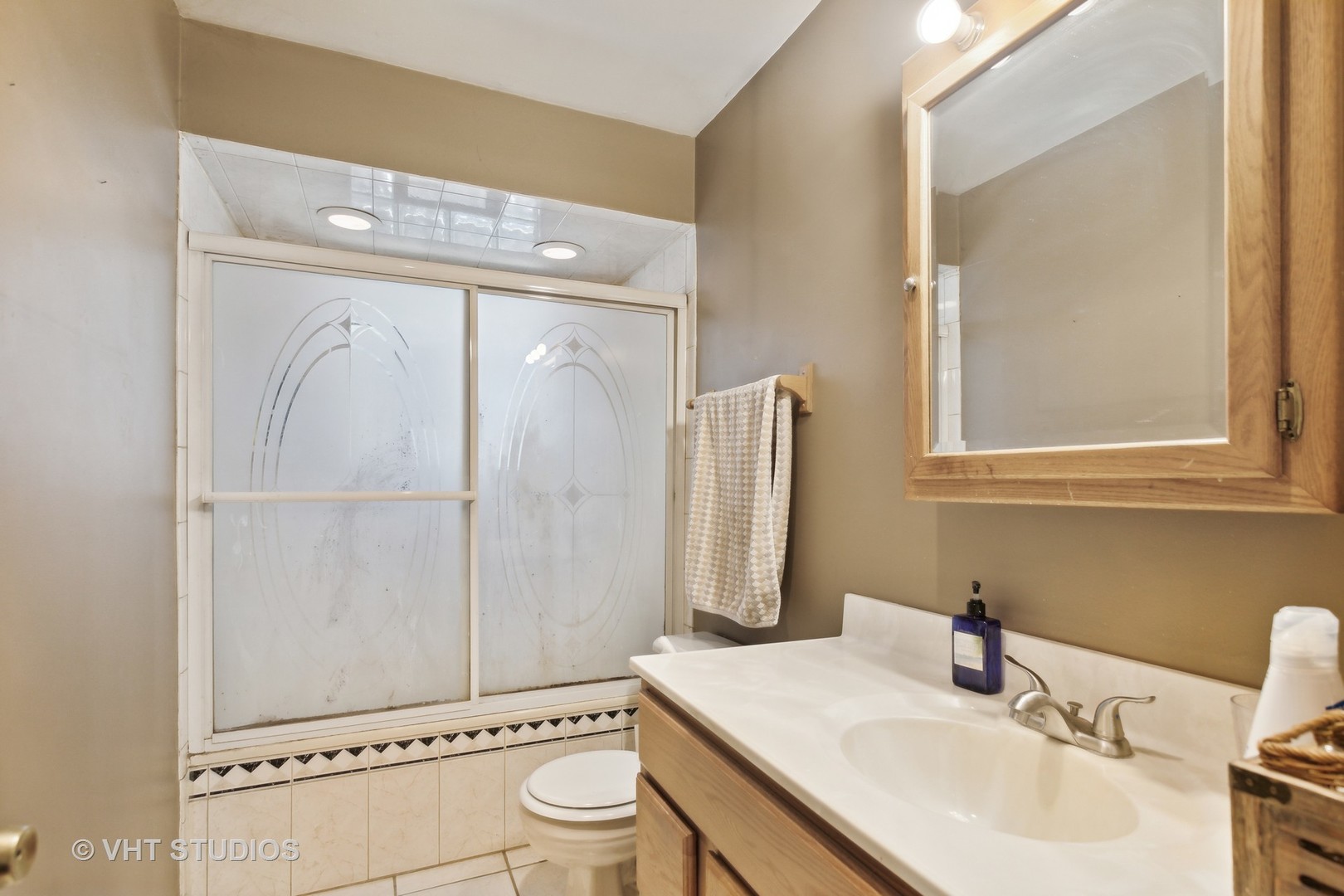 10S513 South Madison Street Burr Ridge, IL 60527 - Photo 14 of 22 Gallery Image 14