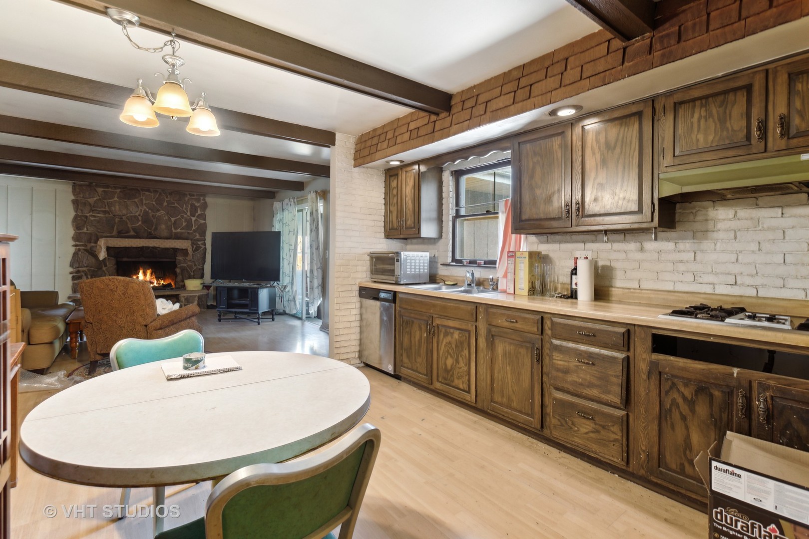 10S513 South Madison Street Burr Ridge, IL 60527 - Photo 6 of 22 Gallery Image 6